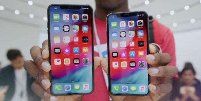 Владельцы iPhone XS жалуются на проблемы с дисплеем