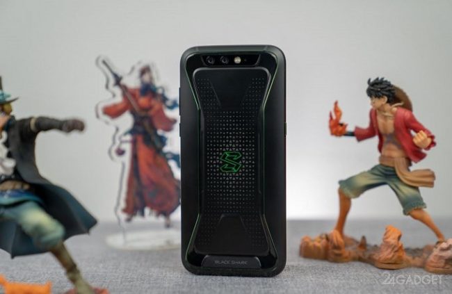 AnTuTu составил TOP-10 самых мощных смартфонов августа (2 фото)