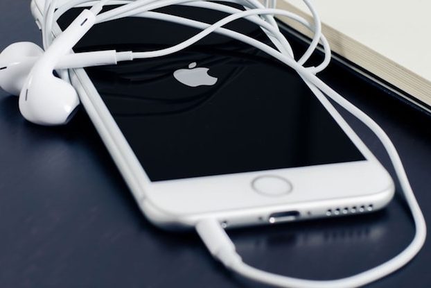 Эквалайзер: добавляем басы (низкие частоты) при прослушивании музыки на iPhone и iPad