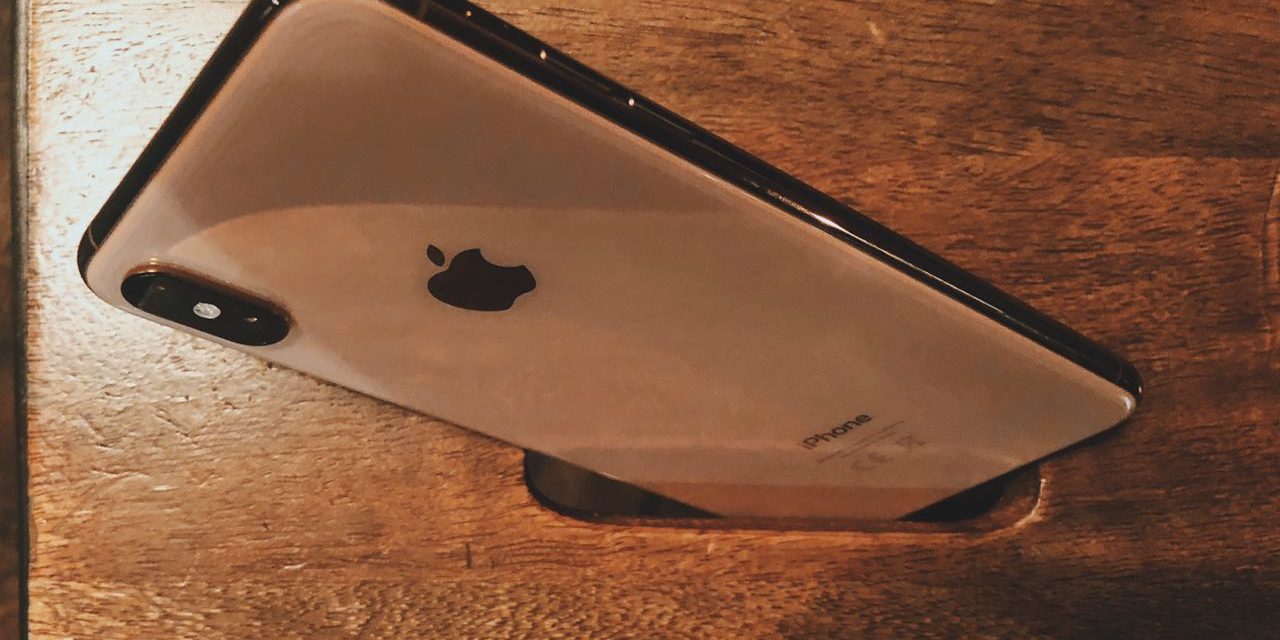 Готовим для вас обзор iPhone XS Max. О чем вы хотите узнать?