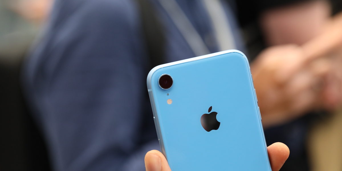 Мнения журналистов об iPhone Xr