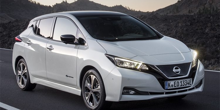 Nissan Leaf лидирует на российском рынке электромобилей