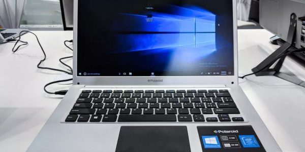 Polaroid представила дешевые ноутбуки, похожие на MacBook Pro