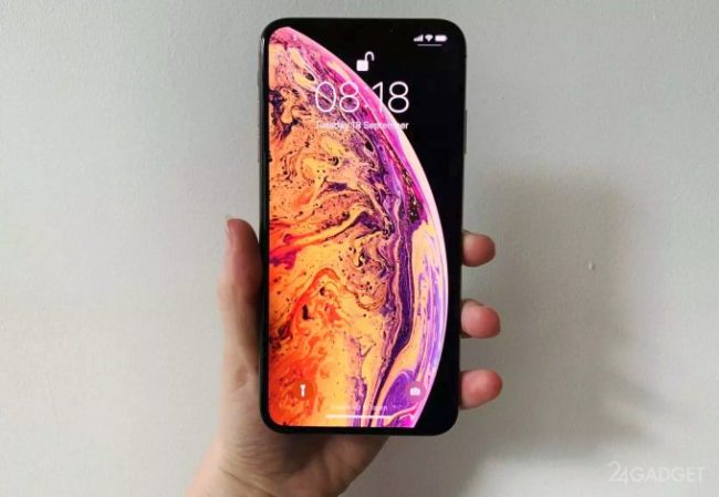 Себестоимость Apple iPhone XS Max гораздо меньше его цены (3 фото)