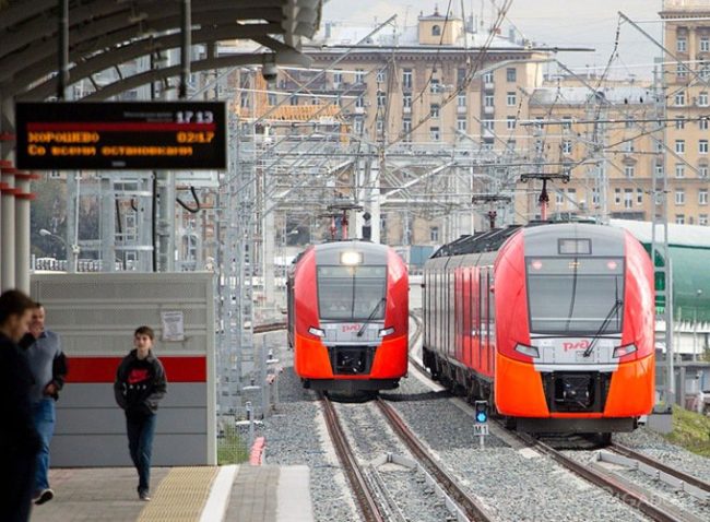 В России введут покупку билета в транспорт по распознаванию лица (3 фото)