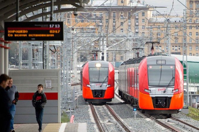 В России введут покупку билета в транспорт по распознаванию лица (3 фото)