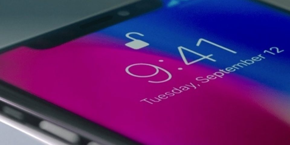 Apple знает, как повысить автономность iPhone за счет новых дисплеев