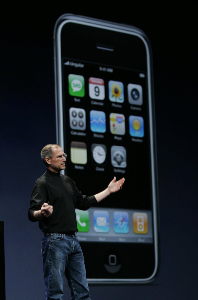 Стив Джобс и Первый iPhone