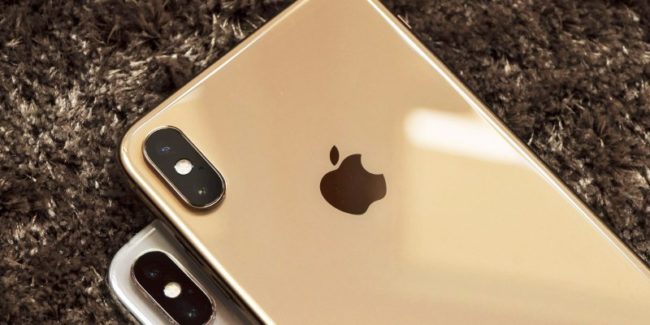 Новые смартфоны держат заряд хуже, чем прошлогодние. И улучшений не предвидится