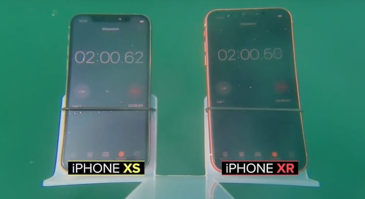 Сравнение водонепроницаемости iPhone XS и iPhone XR