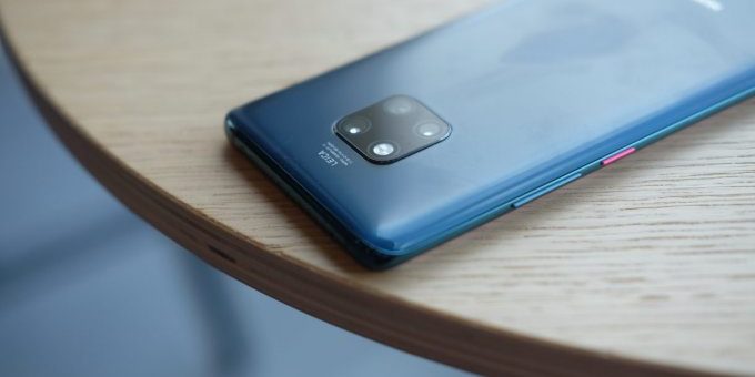 Huawei Mate 20 Pro попал на разборку к iFixit (17 фото)