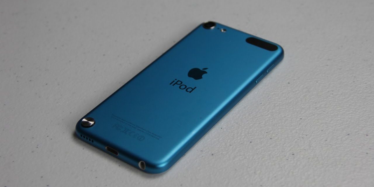 iMac G5 (iSight) в тени iPod (G5)