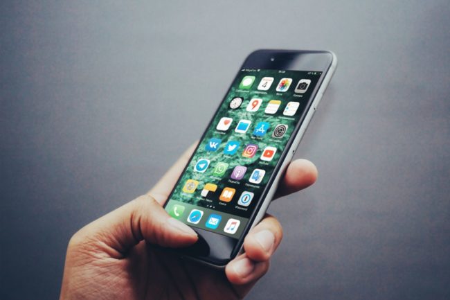 Как добавить сайты в черный список на iOS 12