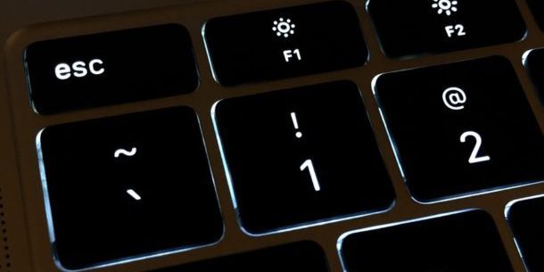 Как отключать подсветку клавиатуры на Mac автоматически