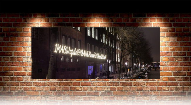 Криптоискусство. В Амстердаме установили необычную инсталляцию