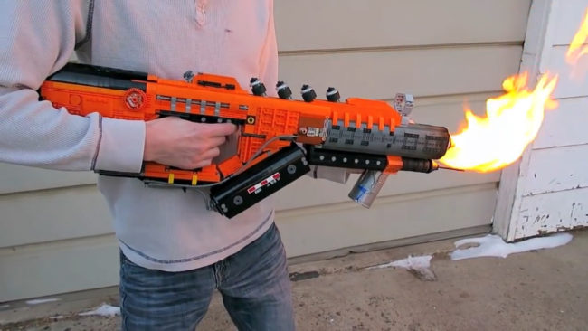 Российской таможне не понравился огнемёт Илона Маска