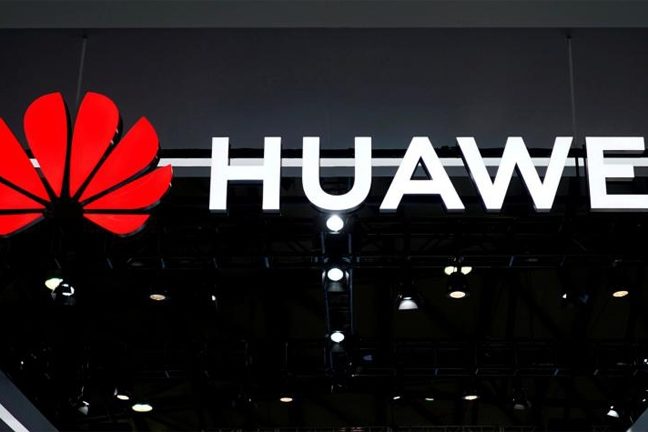 Смартфону Huawei P30 приписывают мощную систему камер