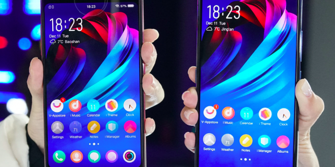 Vivo показал смартфон с двойным экраном, но без фронтальной камеры (9 фото)