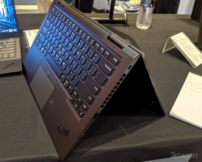 CES 2019: бизнес-ноутбуки и необъятный монитор от Lenovo (9 фото)