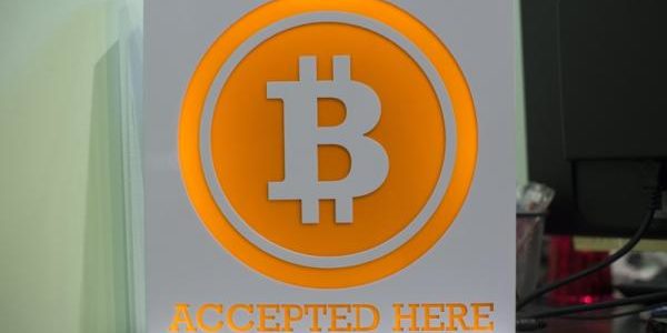 Биткоин подорожал, хотя Налоговая служба Болгарии расследует работу криптобирж