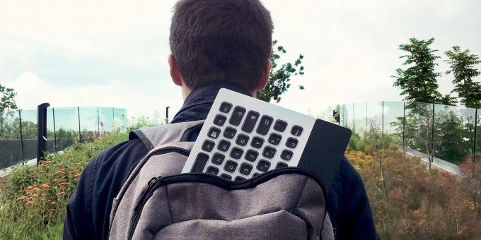 Nemeio — кастомизируемая клавиатура с кнопками-дисплеями E-ink (2 фото)