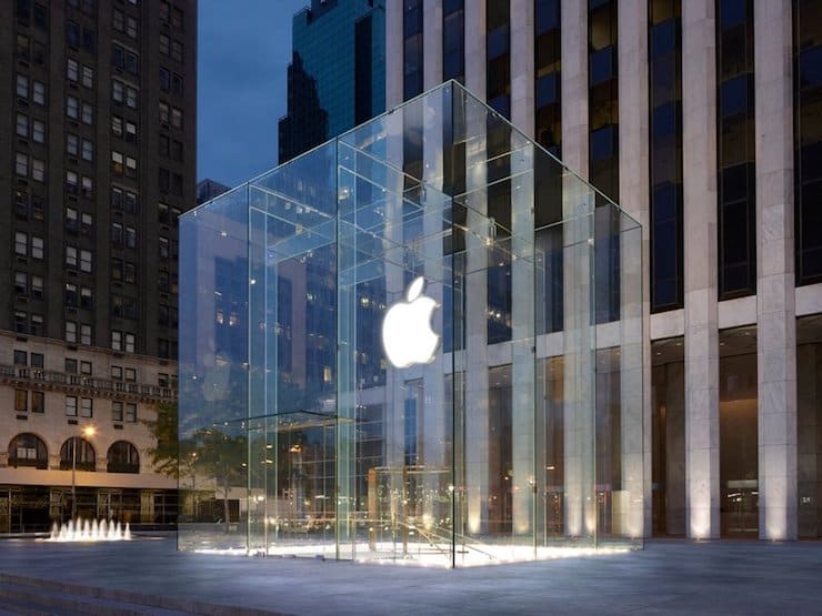 Apple Store в Нью-Йорке (США)