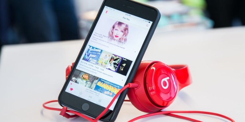 Бесплатную подписку на Apple Music теперь можно дарить