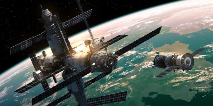 NASA хочет купить у Роскосмоса два места для полетов на МКС