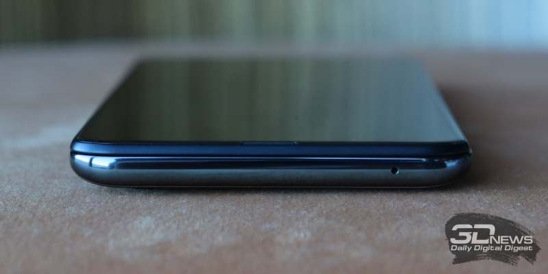 Xiaomi Mi MIX 3, верхняя грань: дополнительный микрофон