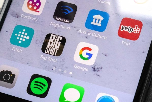 Извинения не помогли. Apple забанила приложения Google