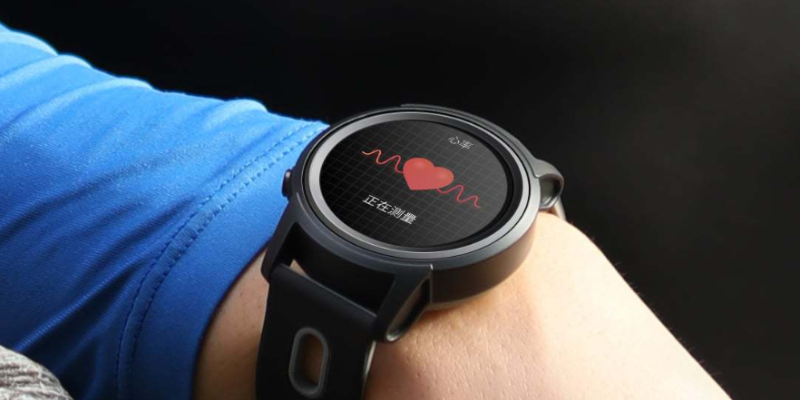 Xiaomi представила недорогие смарт-часы с GPS и датчиком ЧСС