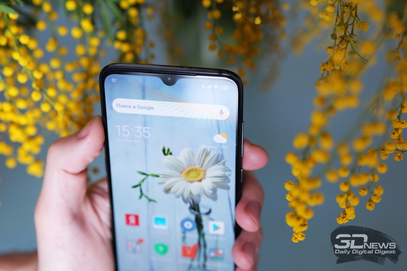 Вырез-«капелька» на Xiaomi Mi 9