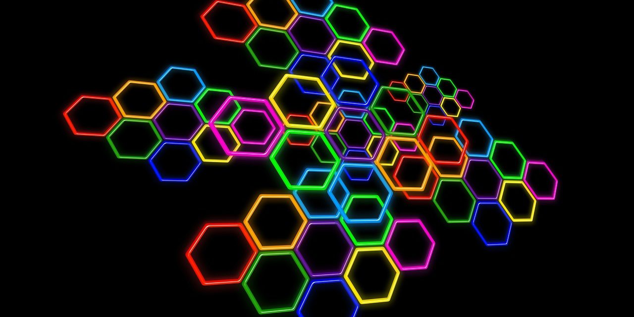 В США ученые создали рой миниатюрных роботов, реагирующих на свет