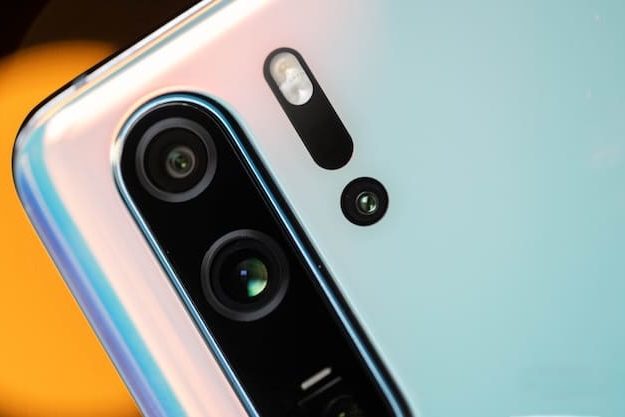 Суперзум (50-кратное увеличение) в камере Huawei P30 Pro впечатляет: примеры фото