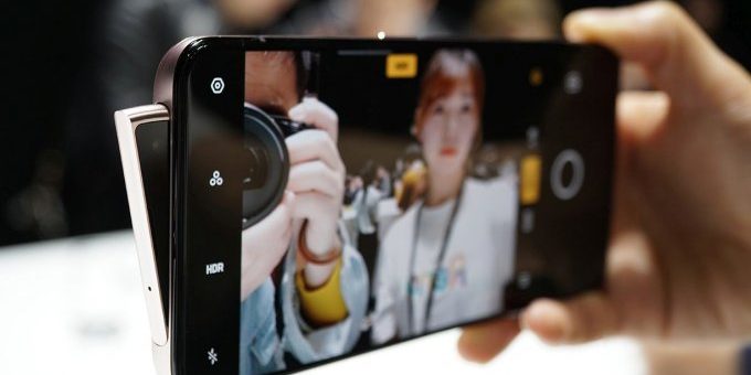 10-кратный зум и выдвижная камера (19 фото)