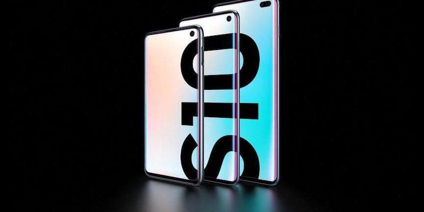 Samsung Galaxy S10 подешевел и стал культовым. Именно он — главный конкурент iPhone XR