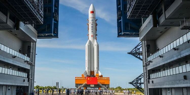 Китай отправит космический зонд для исследования околоземного астероида и кометы