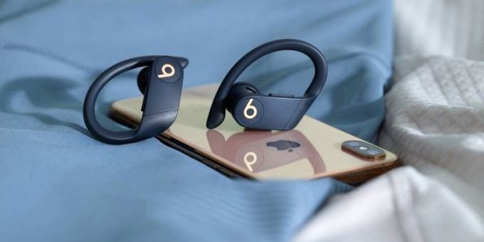 Beats Powerbeats Pro — спортивная версия AirPods (7 фото + видео)