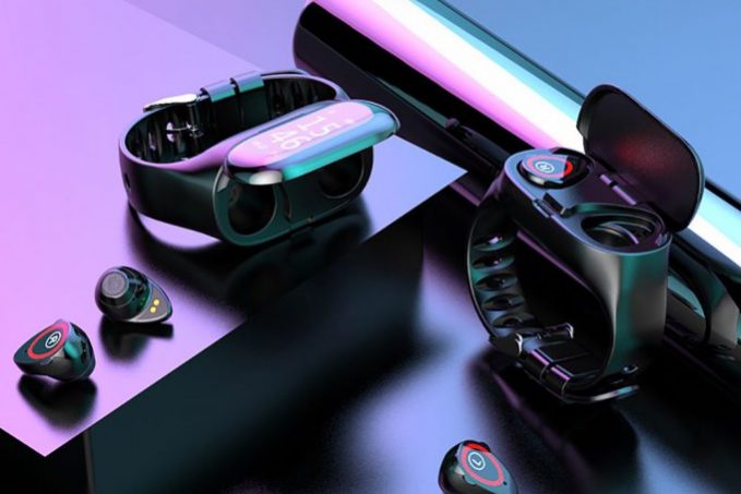 фитнес-браслет с беспроводными наушниками внутри (5 фото)