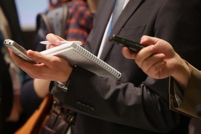 Речь в текст: бесплатное веб-приложение для облегчения расшифровки аудиозаписей интервью