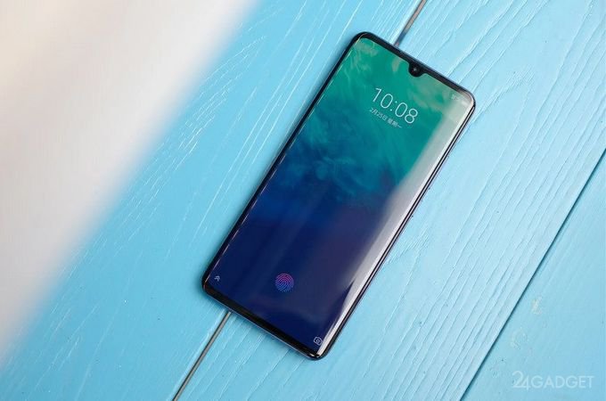 Анонсированы флагманские смартфоны ZTE от $473 (6 фото) Анонсированы флагманские смартфоны ZTE от $473 (6 фото)