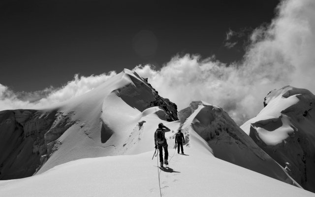 Mountain_Pass_-_MacBook_Pro_Wallpaper