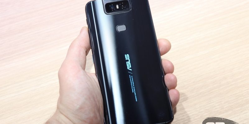 Первые впечатления от ASUS Zenfone 6: смартфон-перевертыш / Смартфоны