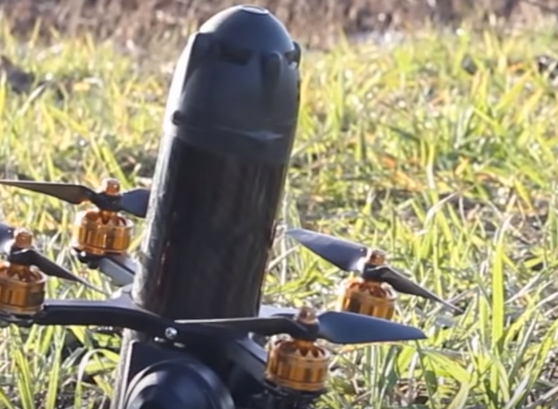 Дрон-камикадзе DroneBullet используют, чтобы сбивать вражеские беспилотные аппараты