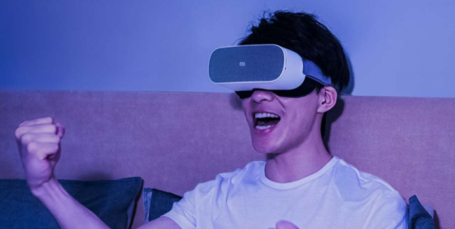 Xiaomi Mi 3D Cinema — портативный кинотеатр в формате VR-шлема