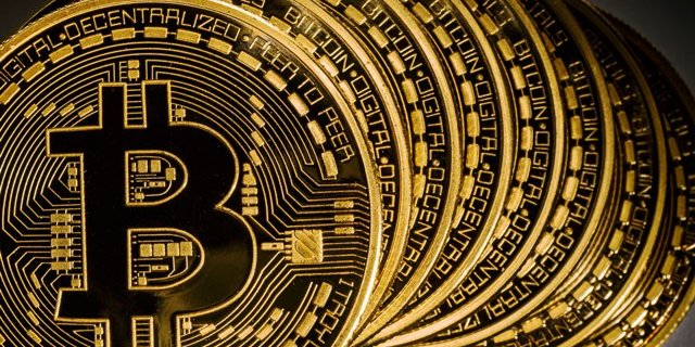 Эксперты : Альткоины не нужны, будущее за биткоином
