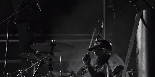 Гастроли, сцена и фестивали в новых роликах Apple «Снято на iPhone»