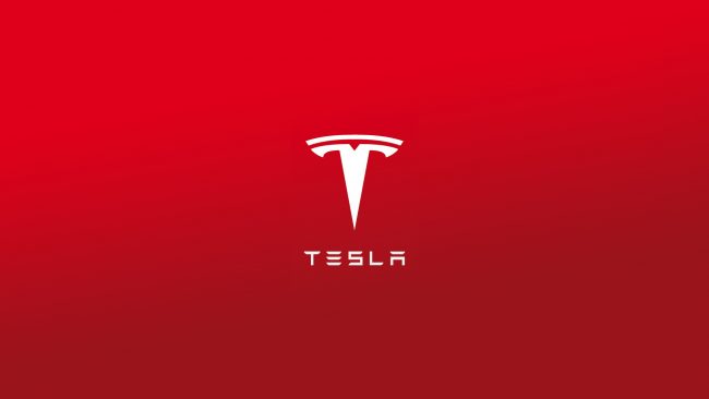 В машинах Tesla можно будет смотреть Netflix и YouTube