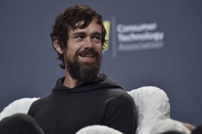 Аккаунт основателя Twitter взломан. Он забит расистскими твитами