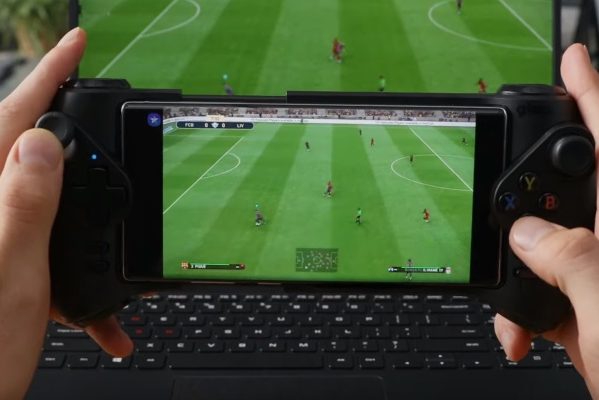 PlayGalaxy Link — игровой сервис Samsung. В игры для ПК можно играть на смартфонах